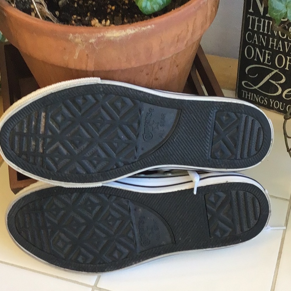 ‘Converse All Star’ Pretty Low-Top Sneakers - Picture 5 of 6